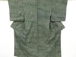 リサイクル　切りばめ風抽象模様手織り紬着物